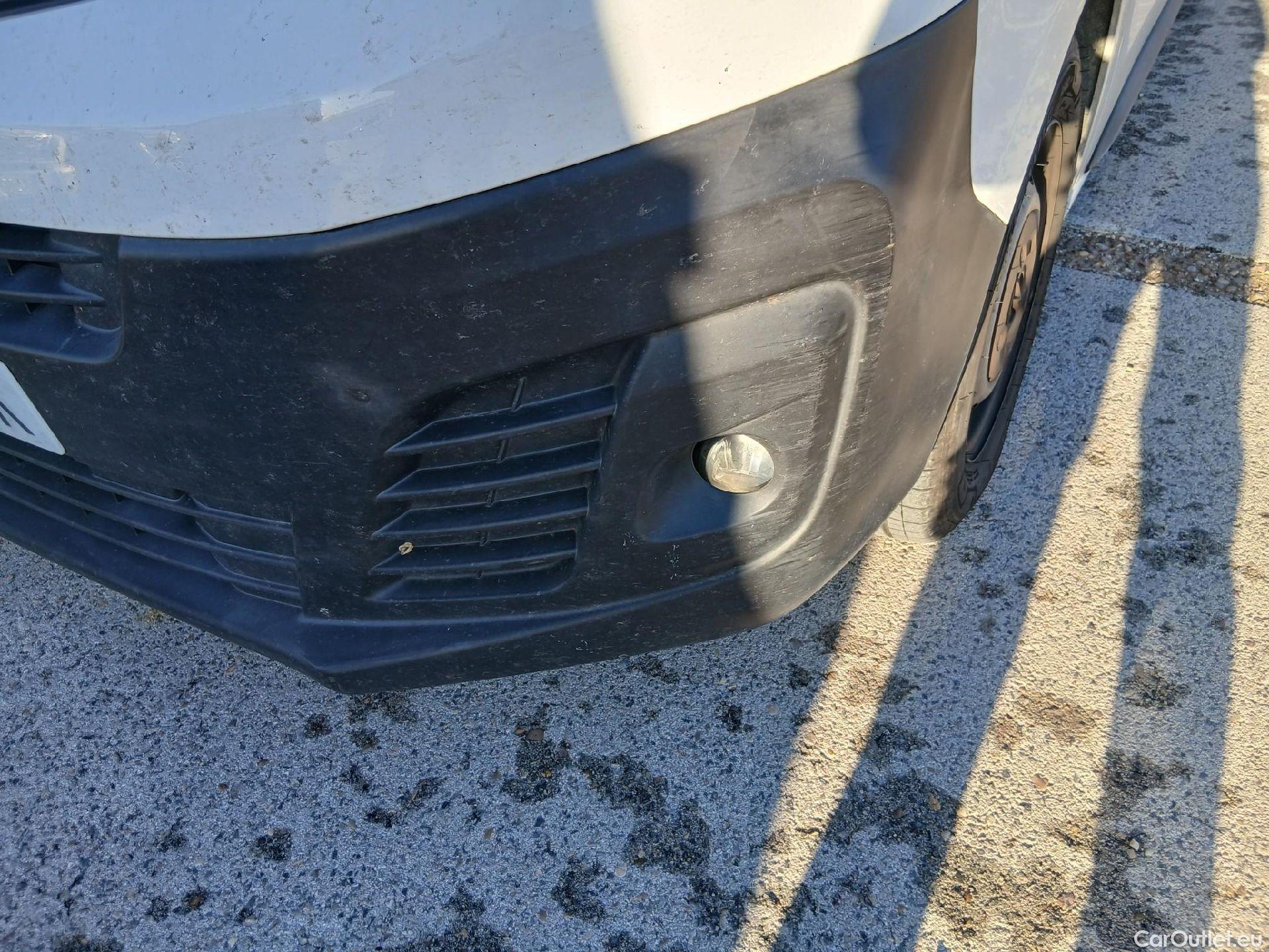  Opel  Vivaro OPEL  / 2019 / 4P / furgón 1.5 Diésel 74kW (100CV) M Std Express (CX) #9