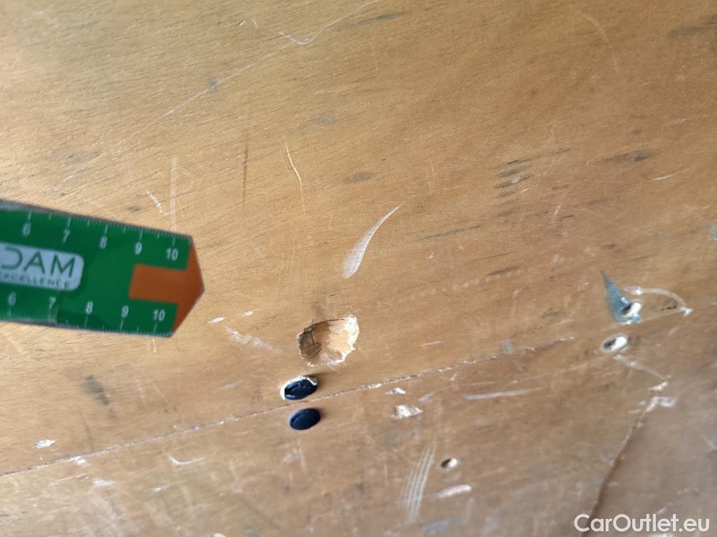  Ford  Transit FORD  VU 4p 6G furgón 350 96kW L3H2 Van Trend Delantera #11