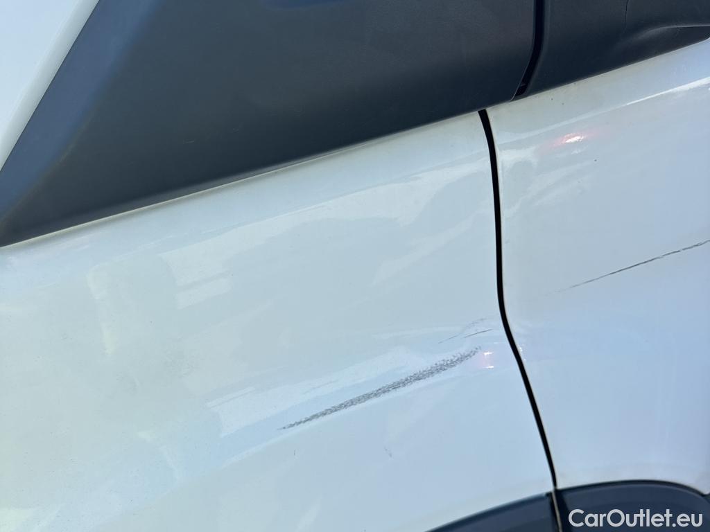  Ford  Transit FORD  VU 4p 6G furgón 350 96kW L3H2 Van Trend Delantera #56