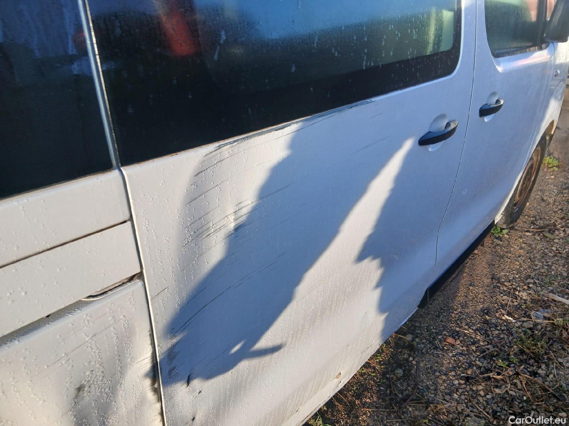  Peugeot  Expert PEUGEOT  / 2016 / 4P / combi Combi BlueHDi 145 S&S Standard #21