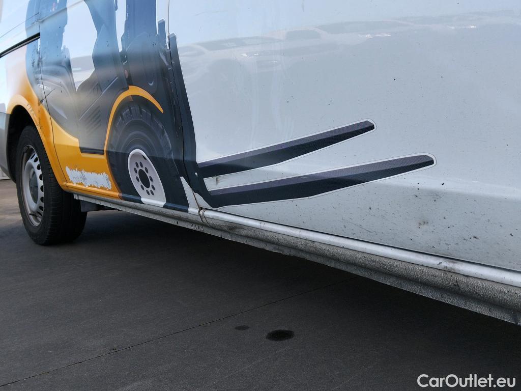  Mercedes  Vito MERCEDES-BENZ  / 2014 / 4P / furgón 111 CDI Larga #3