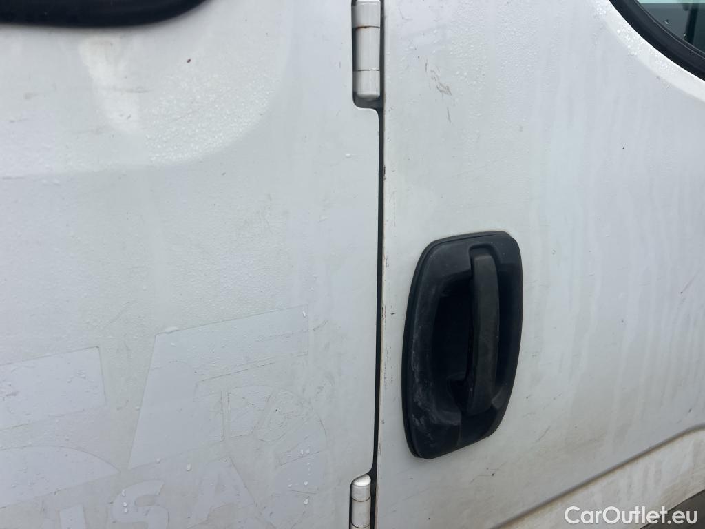  Iveco  Daily IVECO  / 2014 / 4P / chasis doble cabina 35C 14 D 3750 #31