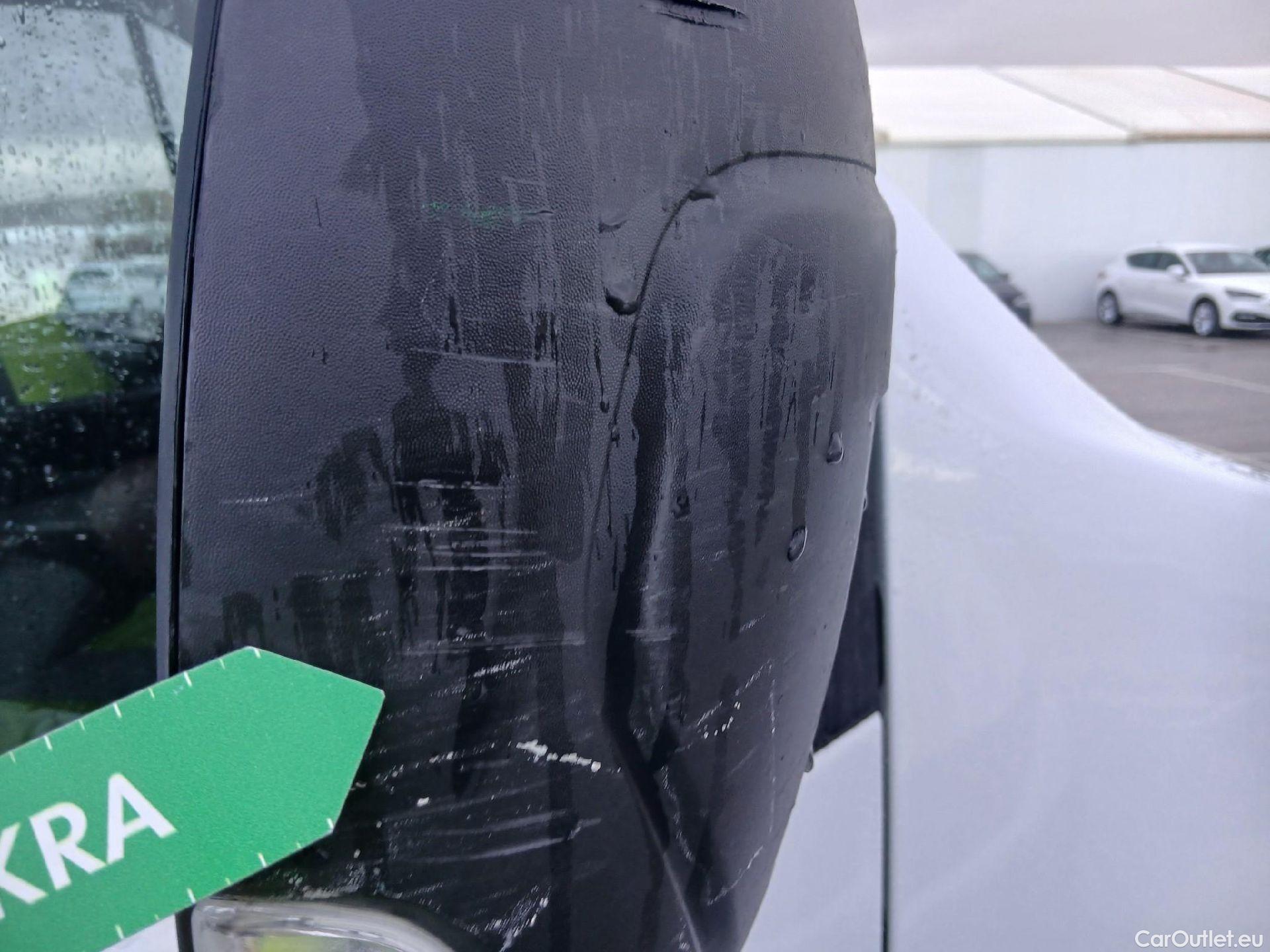  Nissan  NV400 NISSAN  / 2011 / 4P / furgón L2H2 3,5T 2.3dCi 99kW FWD Optima #73