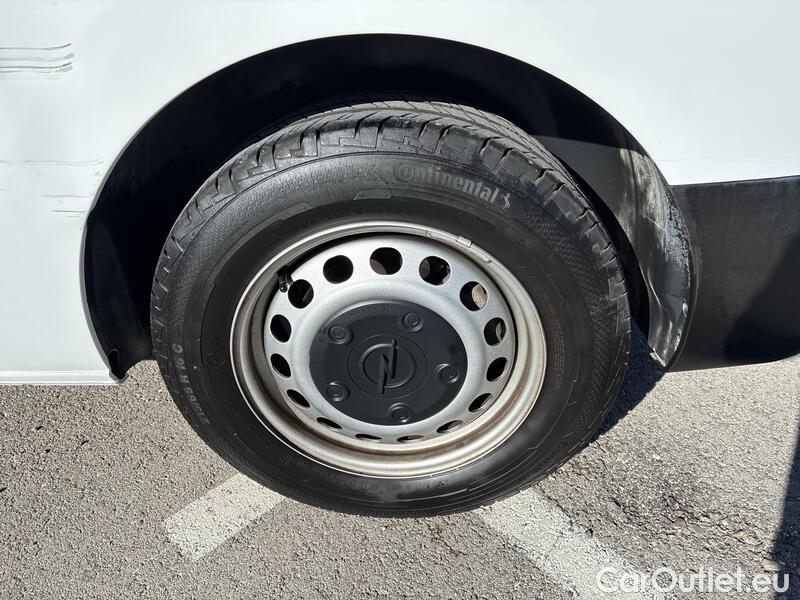  Opel  Vivaro OPEL  / 2019 / 4P / furgón 1.5 Diésel 74kW(100CV)M Std Exp #15