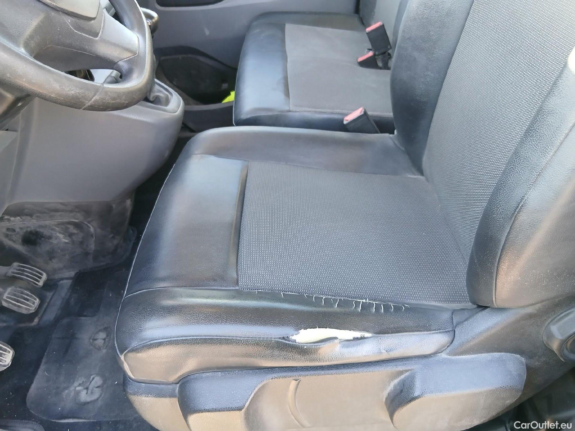  Opel  Vivaro OPEL  / 2019 / 4P / furgón 1.5 Diésel 74kW (100CV) M Std Express (CX) #55