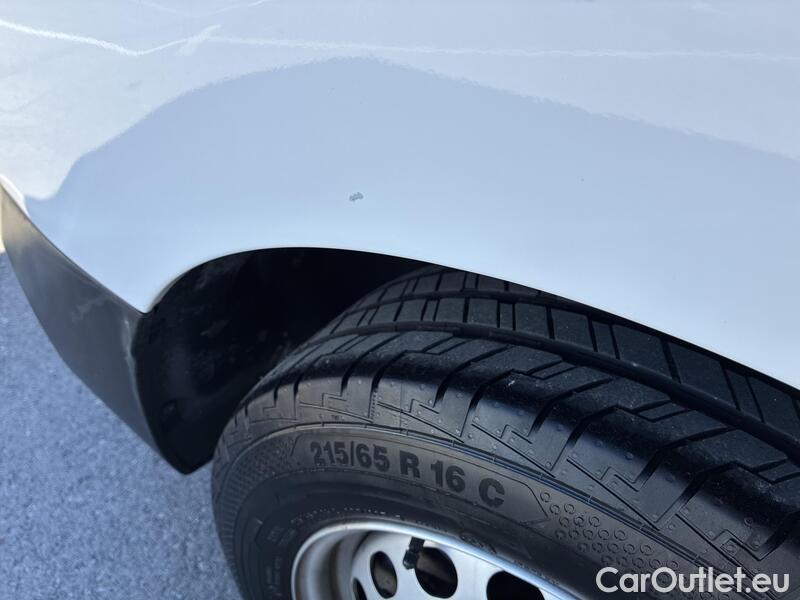  Opel  Vivaro OPEL  / 2019 / 4P / furgón 1.5 Diésel 74kW(100CV)M Std Exp #3