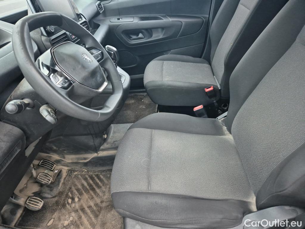  Peugeot  Partner PEUGEOT  / 2018 / 4P / furgón derivado de turismo Premium Standard 600kg BlueHDi 73kW (AC) #37