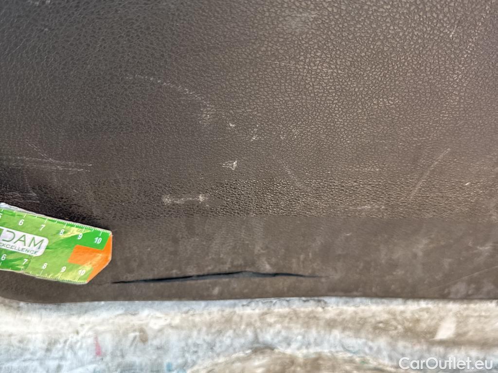  Ford  Transit FORD  VU 4p 6G furgón 350 96kW L3H2 Van Trend Delantera #45