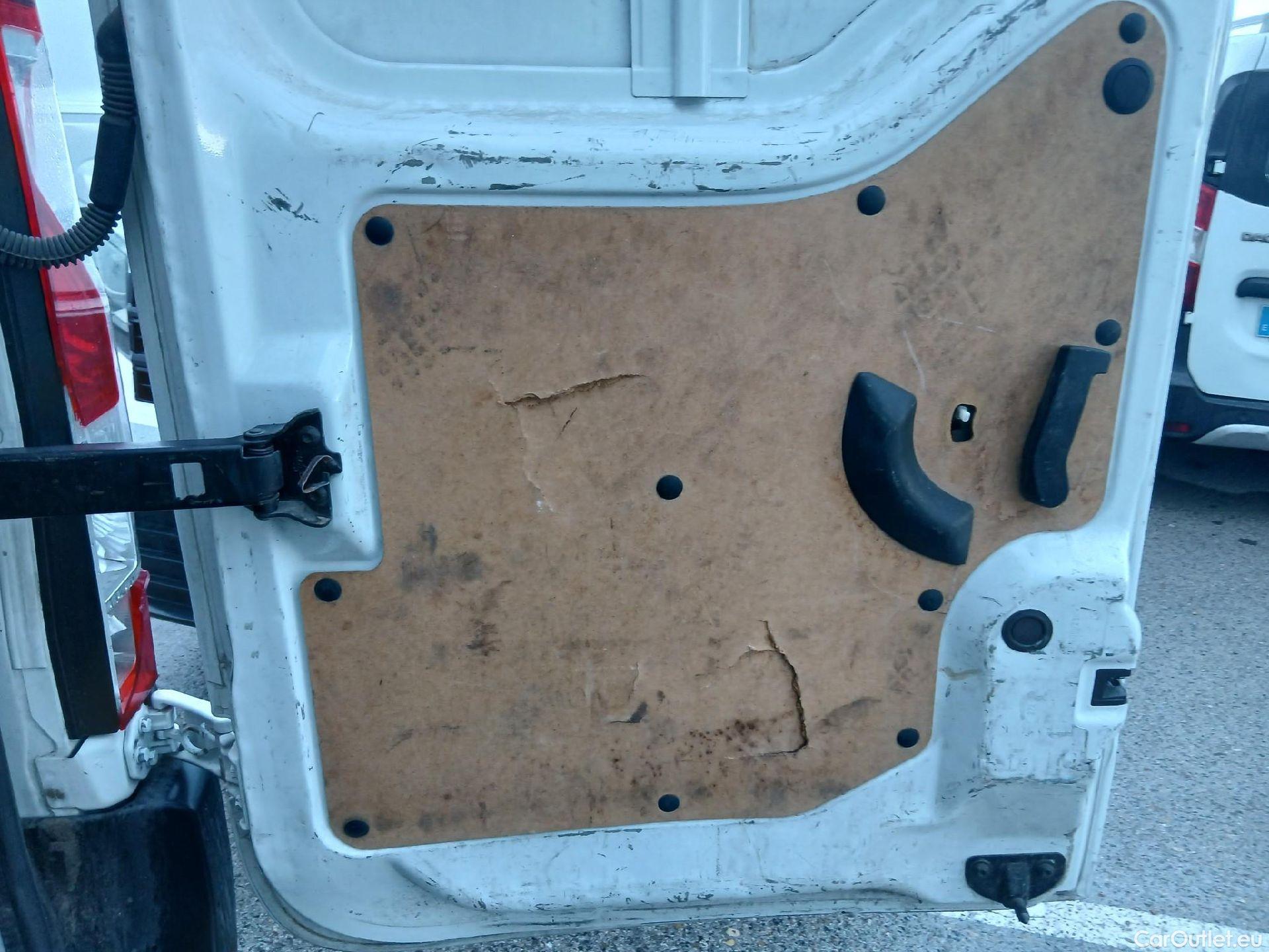  Nissan  NV400 NISSAN  / 2011 / 4P / furgón L2H2 3,5T 2.3dCi 99kW FWD Optima #15