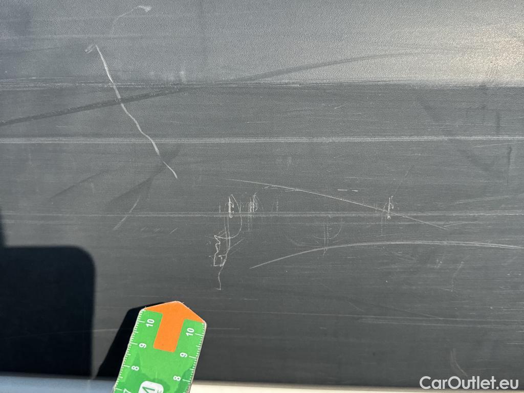  Ford  Transit FORD  VU 4p 6G furgón 350 96kW L3H2 Van Trend Delantera #79