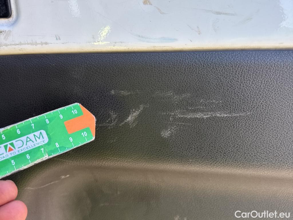  Ford  Transit FORD  VU 4p 6G furgón 350 96kW L3H2 Van Trend Delantera #55