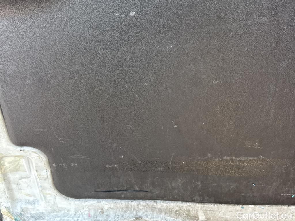  Ford  Transit FORD  VU 4p 6G furgón 350 96kW L3H2 Van Trend Delantera #44