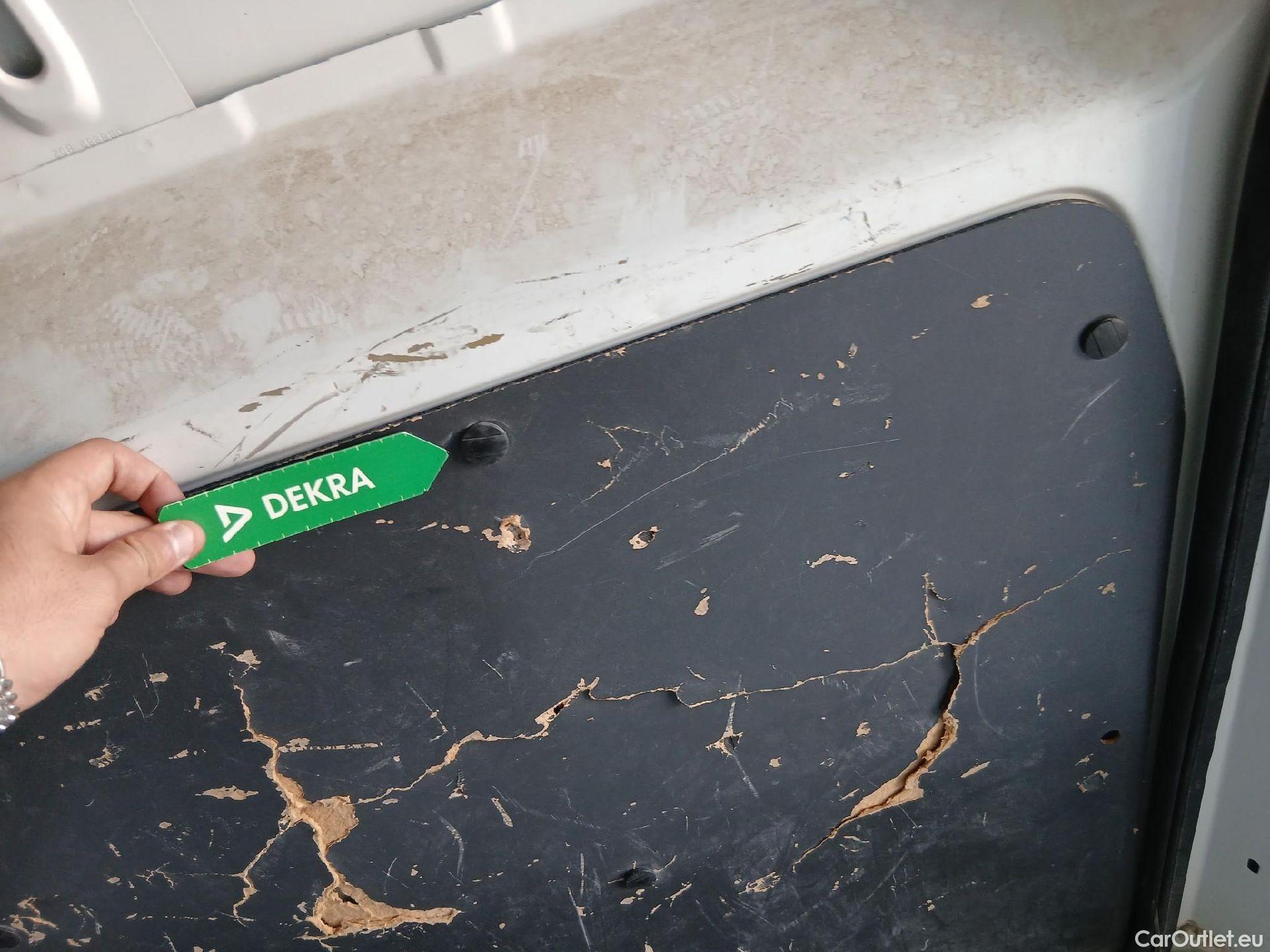  Opel  Vivaro OPEL  / 2019 / 4P / furgón 1.5 Diésel 74kW (100CV) M Std Express (CX) #41