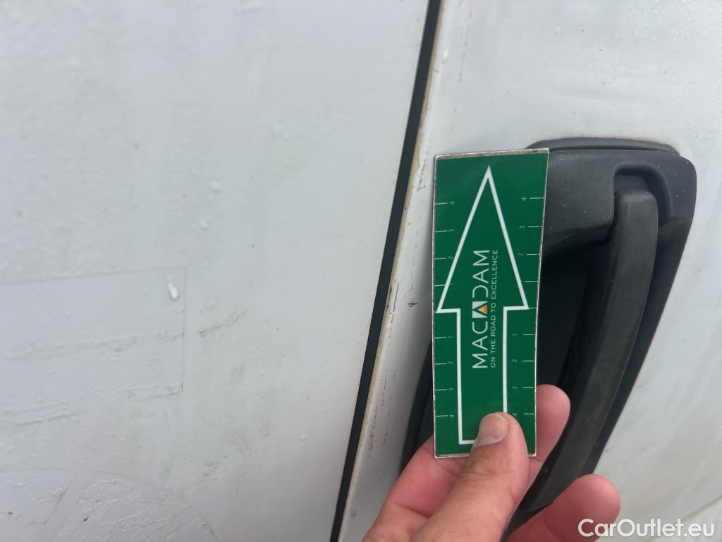  Iveco  Daily IVECO  / 2014 / 4P / chasis doble cabina 35C 14 D 3750 #32