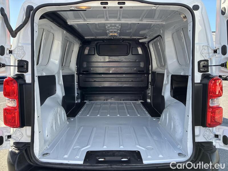  Opel  Vivaro OPEL  / 2019 / 4P / furgón 1.5 Diésel 74kW(100CV)M Std Exp #11