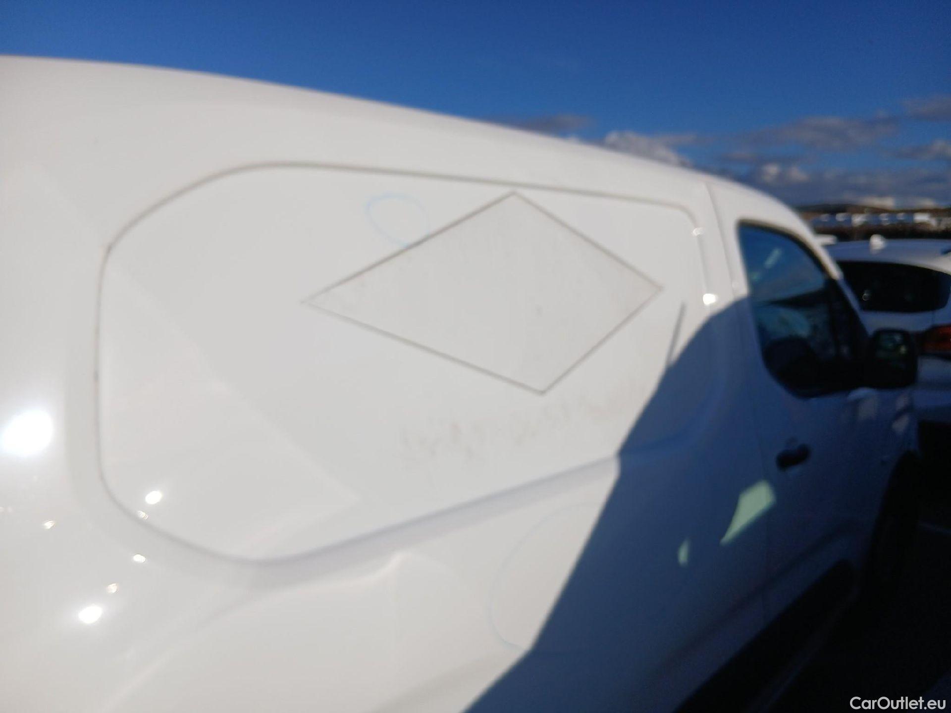  Opel  Combo  E Cargo Express 1.5 75CV MT5 E6dT #40