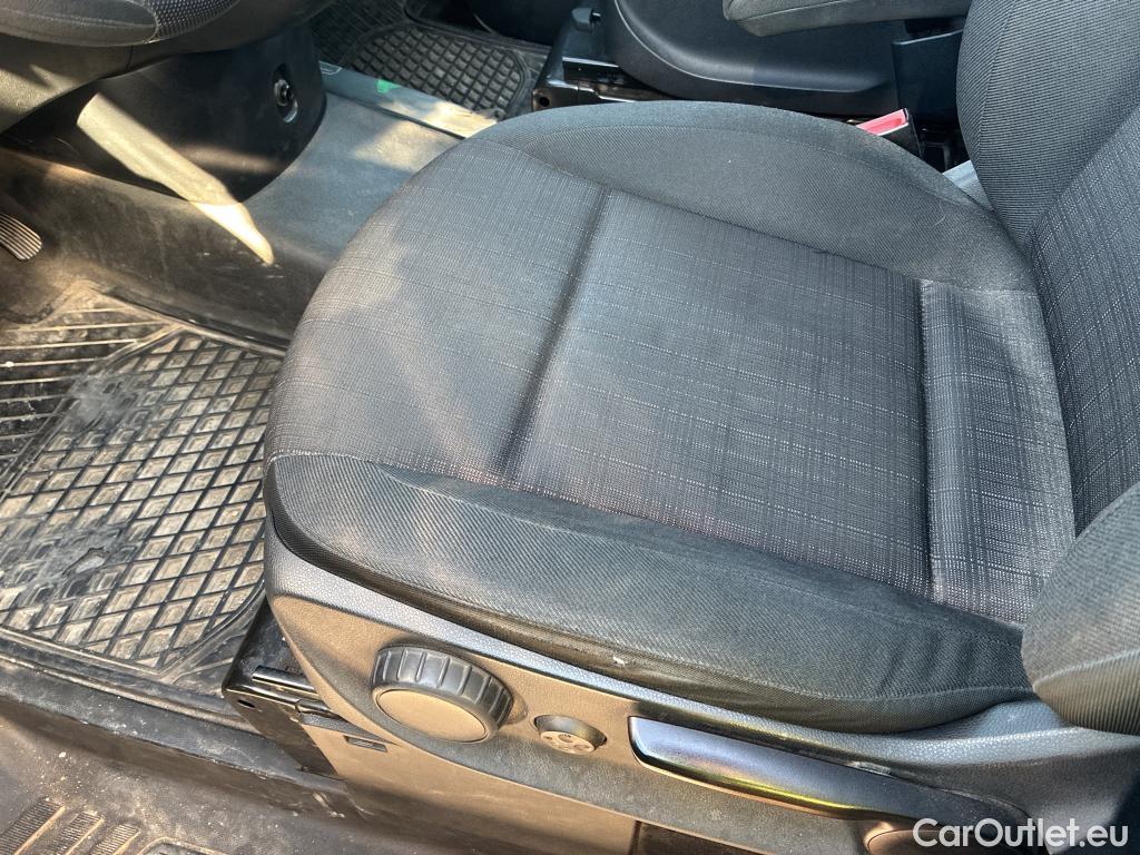  Mercedes  Vito MERCEDES-BENZ  / 2014 / 4P / furgón 111 CDI Larga #9