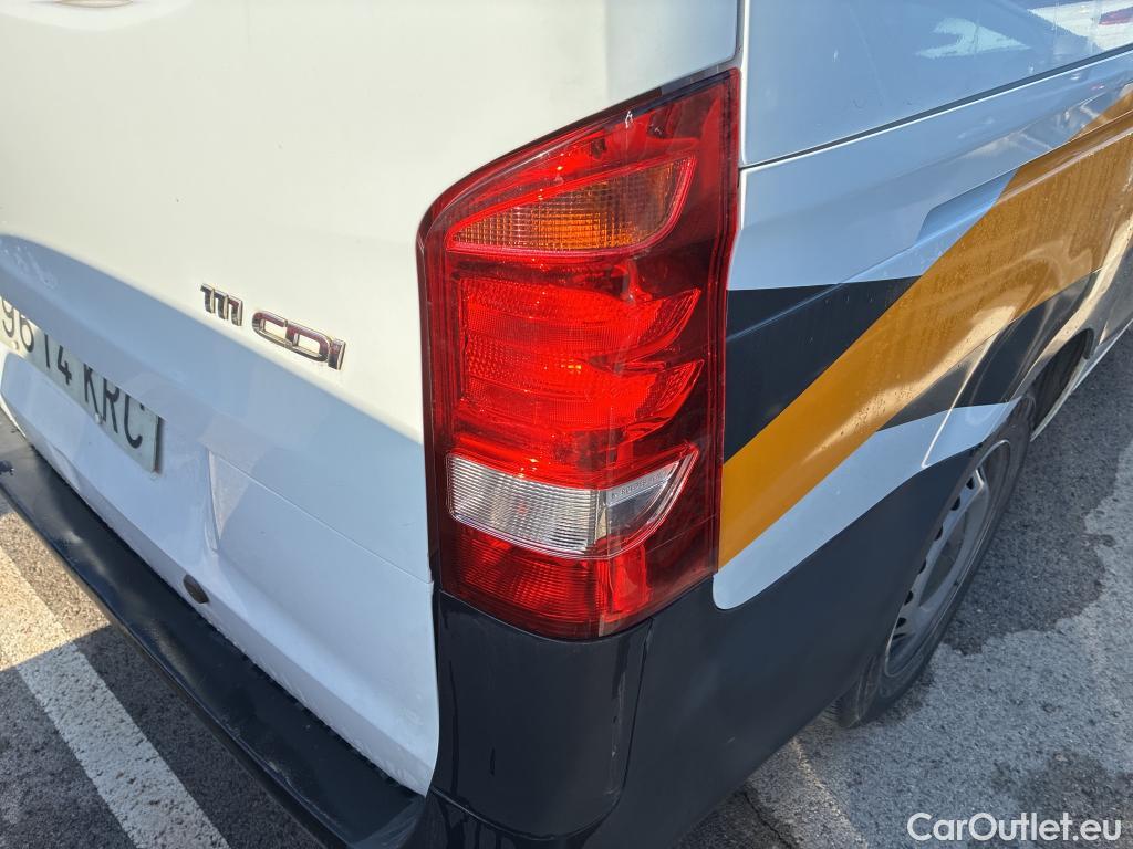  Mercedes  Vito MERCEDES-BENZ  / 2014 / 4P / furgón 111 CDI Larga #31