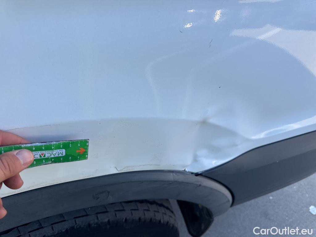  Ford  Transit FORD  VU 4p 6G furgón 350 96kW L3H2 Van Trend Delantera #4