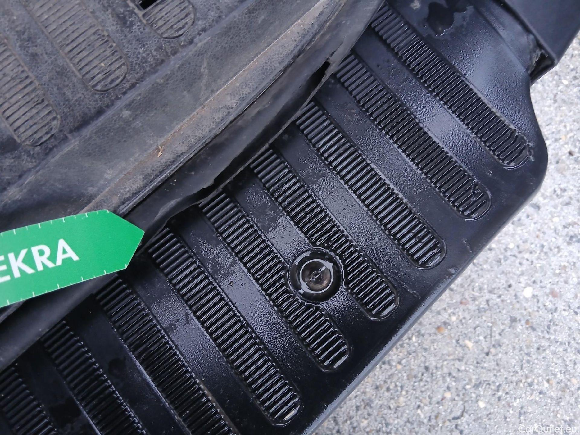  Nissan  NV400 NISSAN  / 2011 / 4P / furgón L2H2 3,5T 2.3dCi 99kW FWD Optima #29