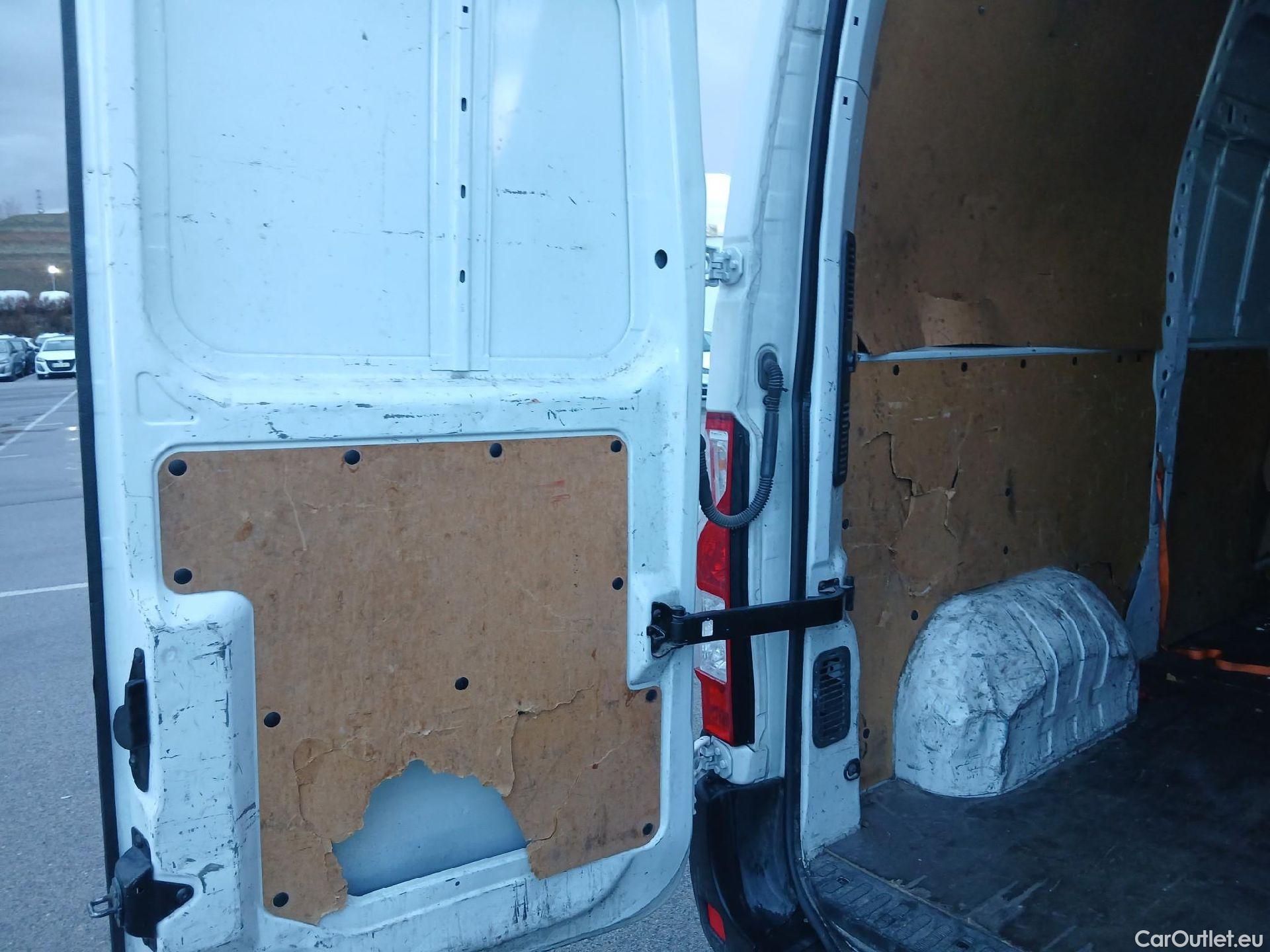  Nissan  NV400 NISSAN  / 2011 / 4P / furgón L2H2 3,5T 2.3dCi 99kW FWD Optima #10