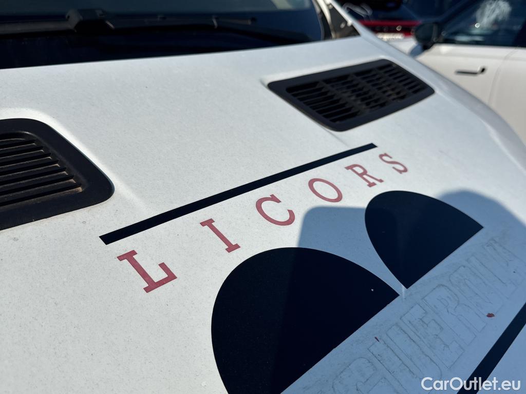  Ford  Transit FORD  VU 4p 6G furgón 350 96kW L3H2 Van Trend Delantera #29