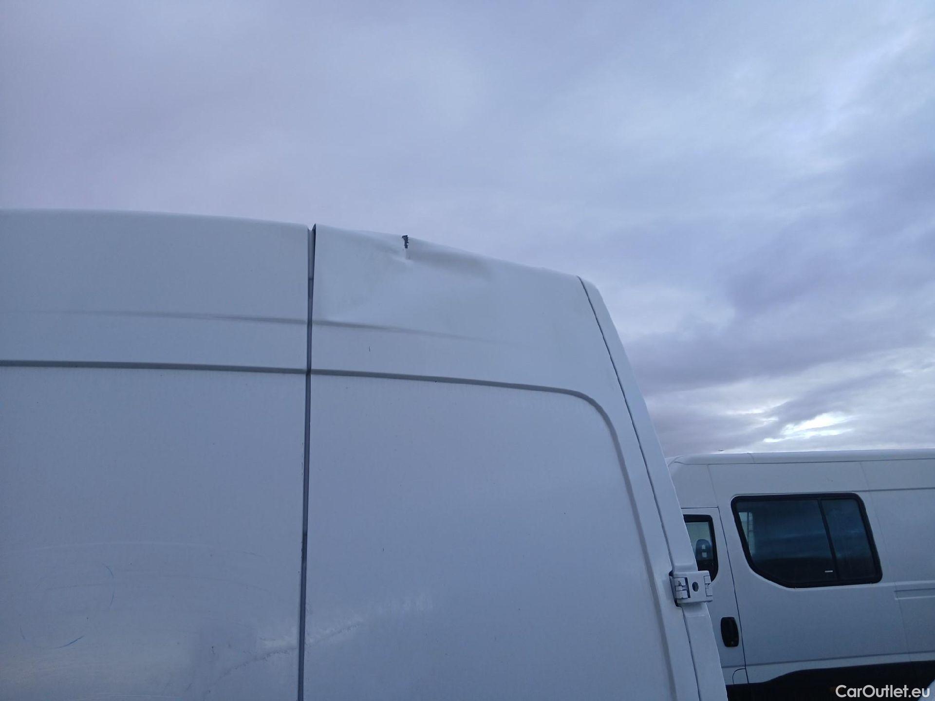  Nissan  NV400 NISSAN  / 2011 / 4P / furgón L2H2 3,5T 2.3dCi 99kW FWD Optima #50