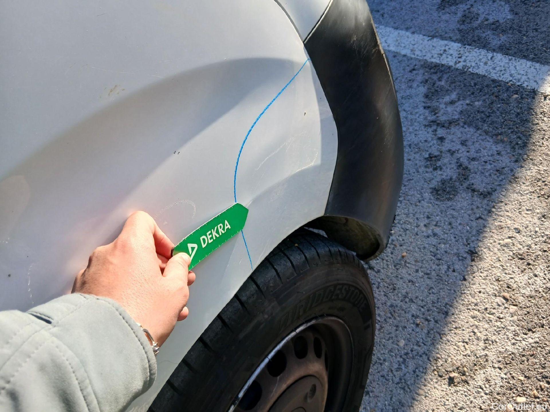  Opel  Vivaro OPEL  / 2019 / 4P / furgón 1.5 Diésel 74kW (100CV) M Std Express (CX) #53