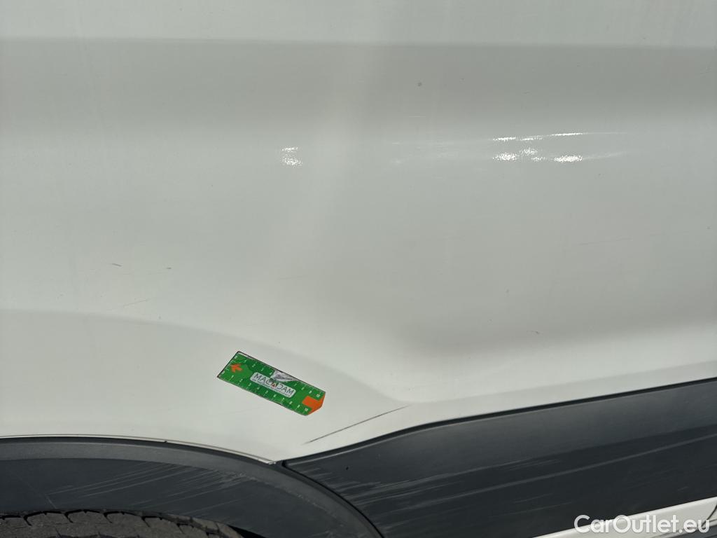  Ford  Transit FORD  VU 4p 6G furgón 350 96kW L3H2 Van Trend Delantera #74