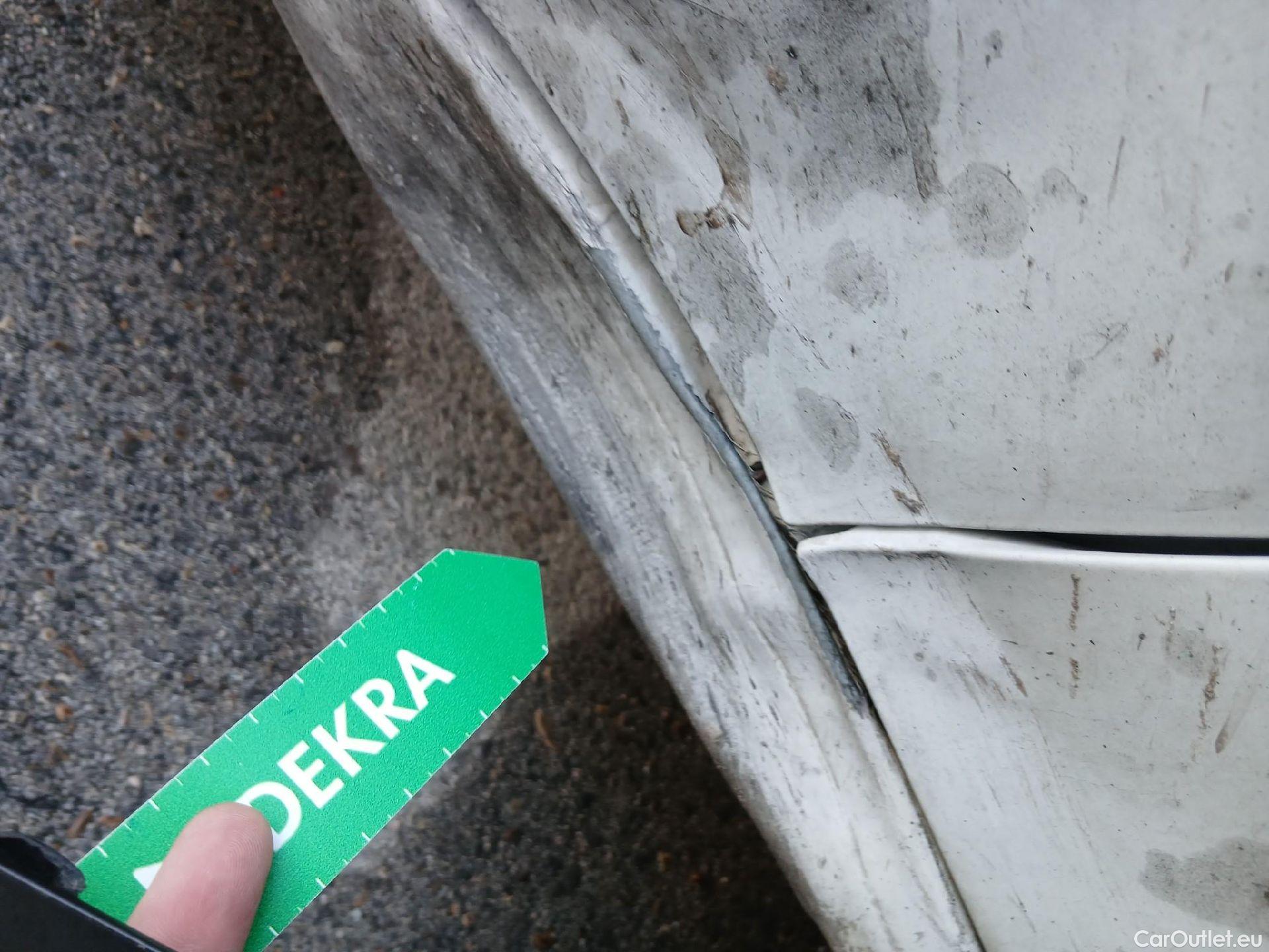  Opel  Combo  E Cargo Express 1.5 75CV MT5 E6dT #45