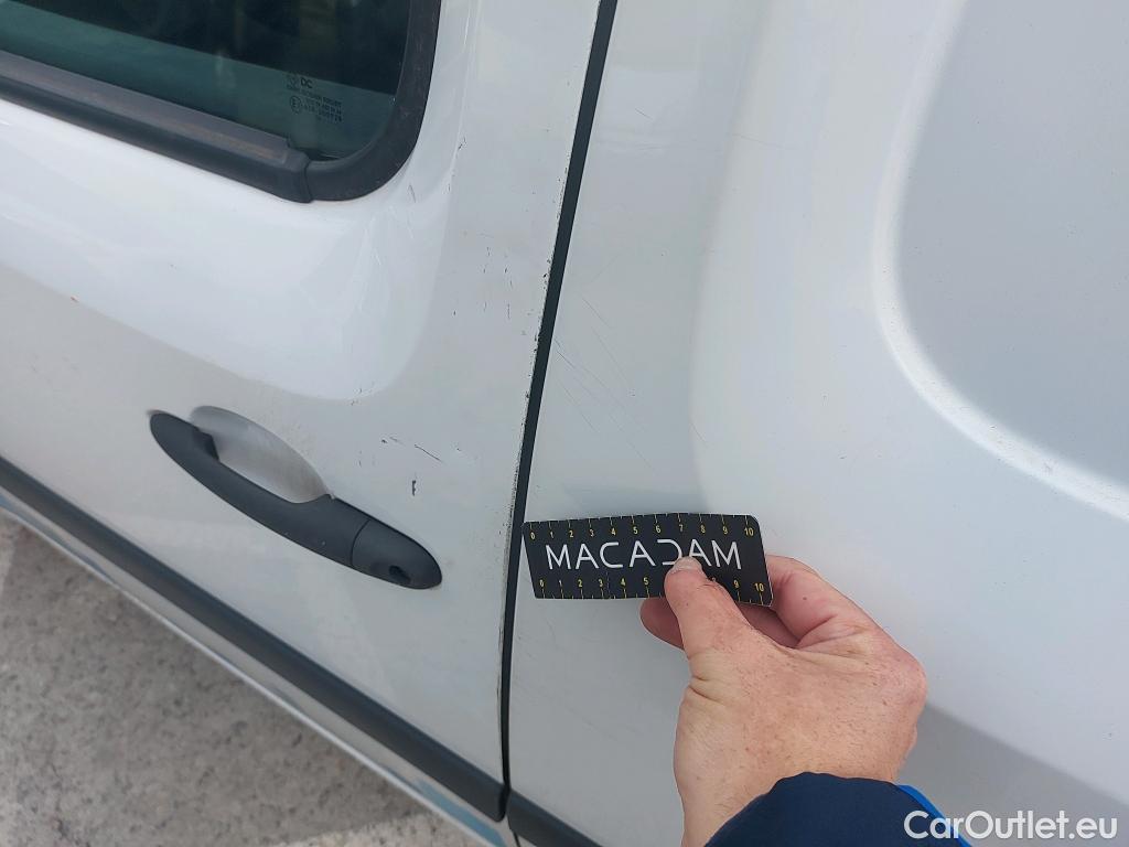  Renault  Kangoo RENAULT  Furgón/2013/4P/furgón derivado de turismo Maxi 2p Blue dCi 70 kW (95CV) #20