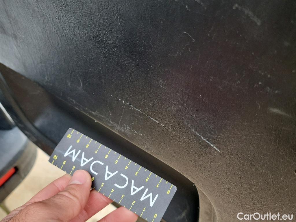  Renault  Trafic RENAULT  / 2019 / 4P / furgón Furgón 27 L1H1 Energy BluedCi 88 kW (AC) #34