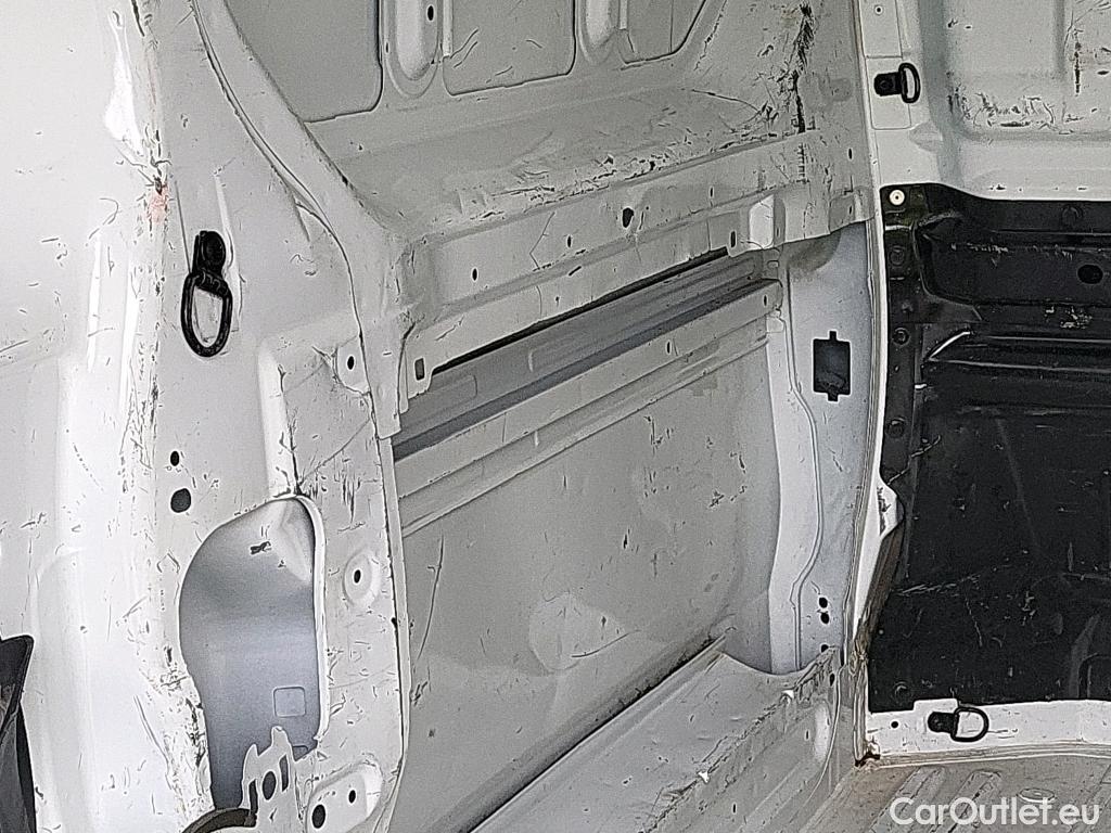  Renault  Trafic RENAULT  / 2019 / 4P / furgón Furgón 27 L1H1 Energy BluedCi 88 kW (AC) #2