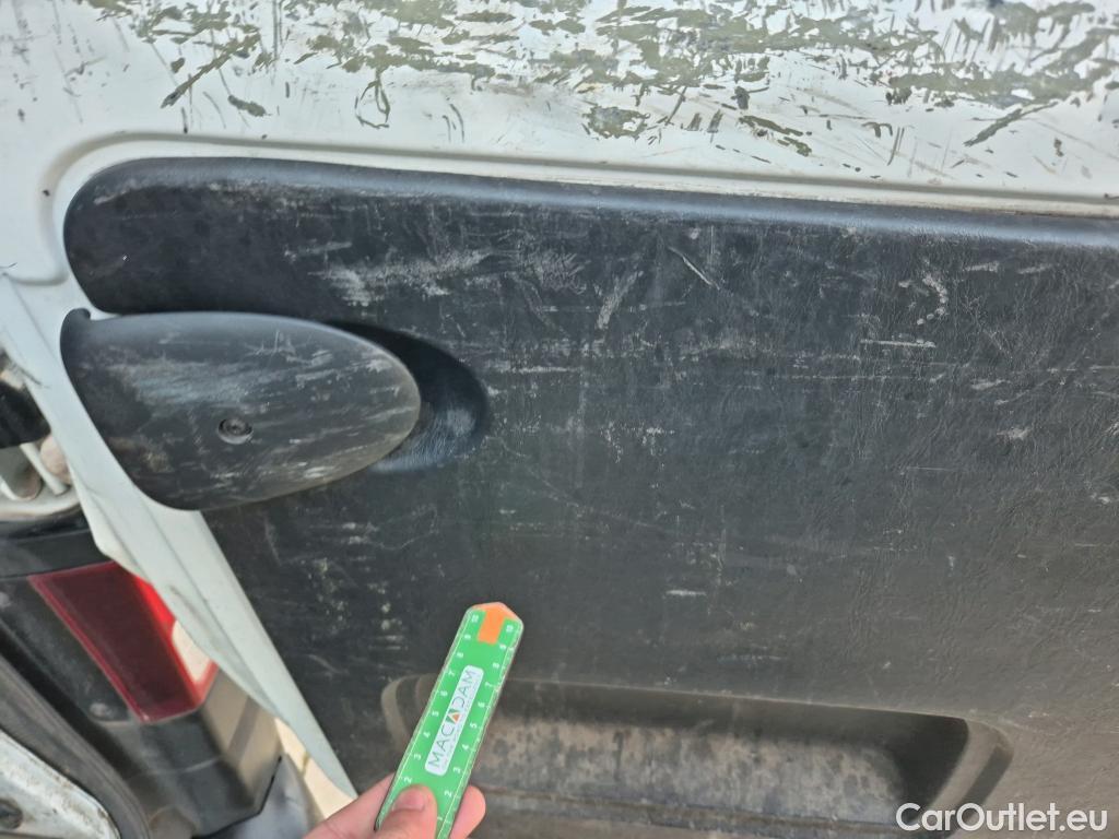  Renault  Trafic RENAULT  / 2019 / 4P / furgón Furgón 27 L1H1 Energy BluedCi 88 kW #54