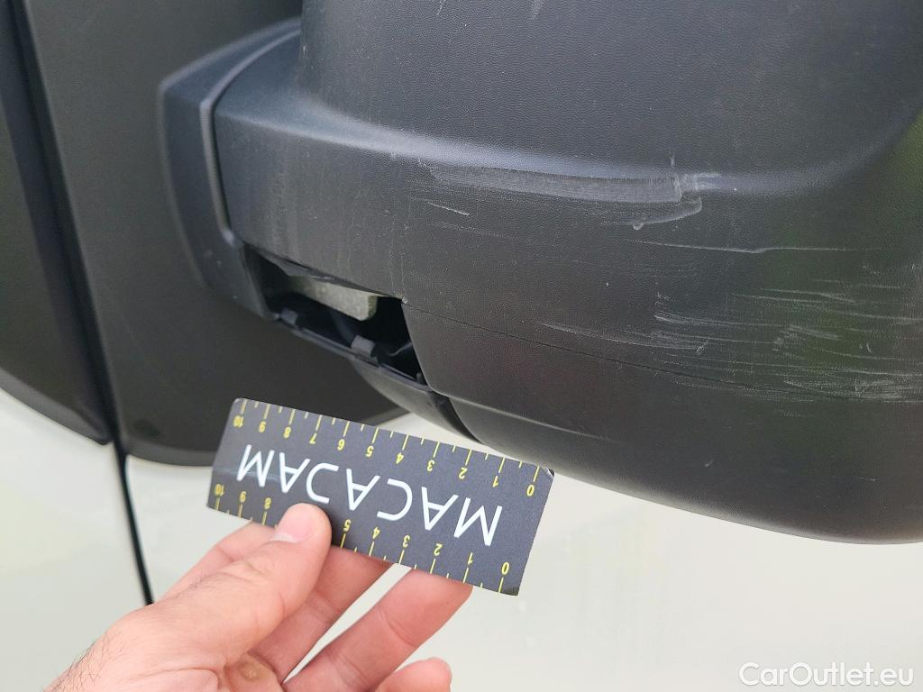  Renault  Trafic RENAULT  / 2019 / 4P / furgón Furgón 27 L1H1 Energy BluedCi 88 kW (AC) #42