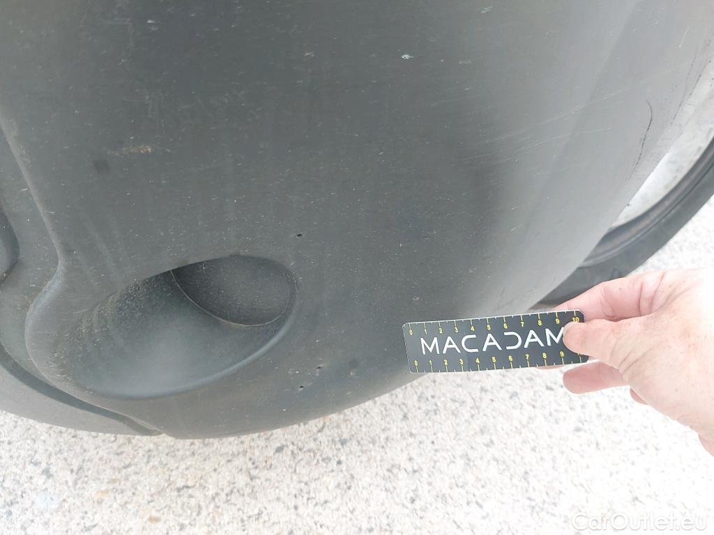  Renault  Kangoo RENAULT  Furgón/2013/4P/furgón derivado de turismo Maxi 2p Blue dCi 70 kW (95CV) #31