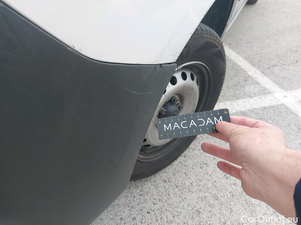  Renault  Kangoo RENAULT  Furgón/2013/4P/furgón derivado de turismo Maxi 2p Blue dCi 70 kW (95CV) #32