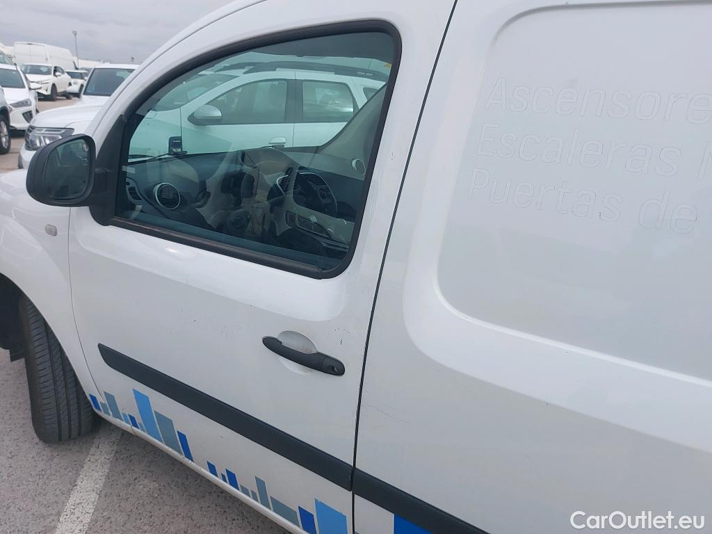  Renault  Kangoo RENAULT  Furgón/2013/4P/furgón derivado de turismo Maxi 2p Blue dCi 70 kW (95CV) #19