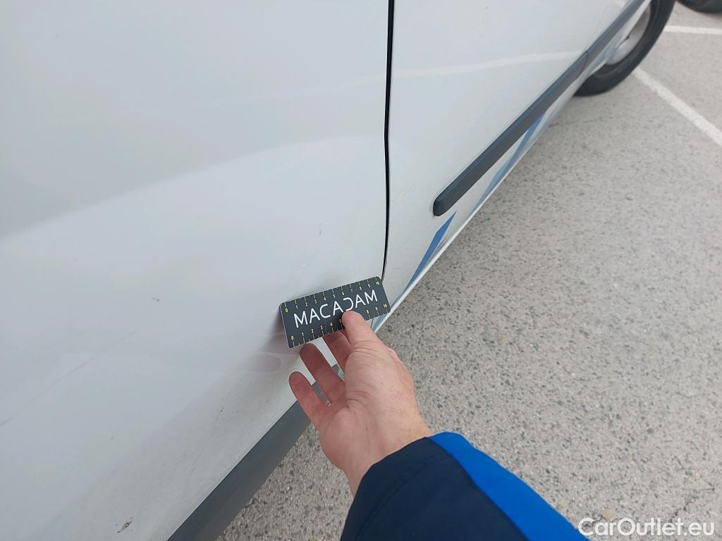  Renault  Kangoo RENAULT  Furgón/2013/4P/furgón derivado de turismo Maxi 2p Blue dCi 70 kW (95CV) #7