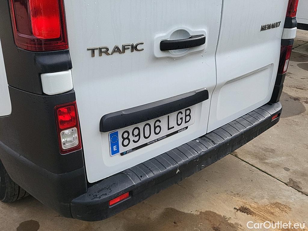  Renault  Trafic RENAULT  / 2019 / 4P / furgón Furgón 27 L1H1 Energy BluedCi 88 kW (AC) #21