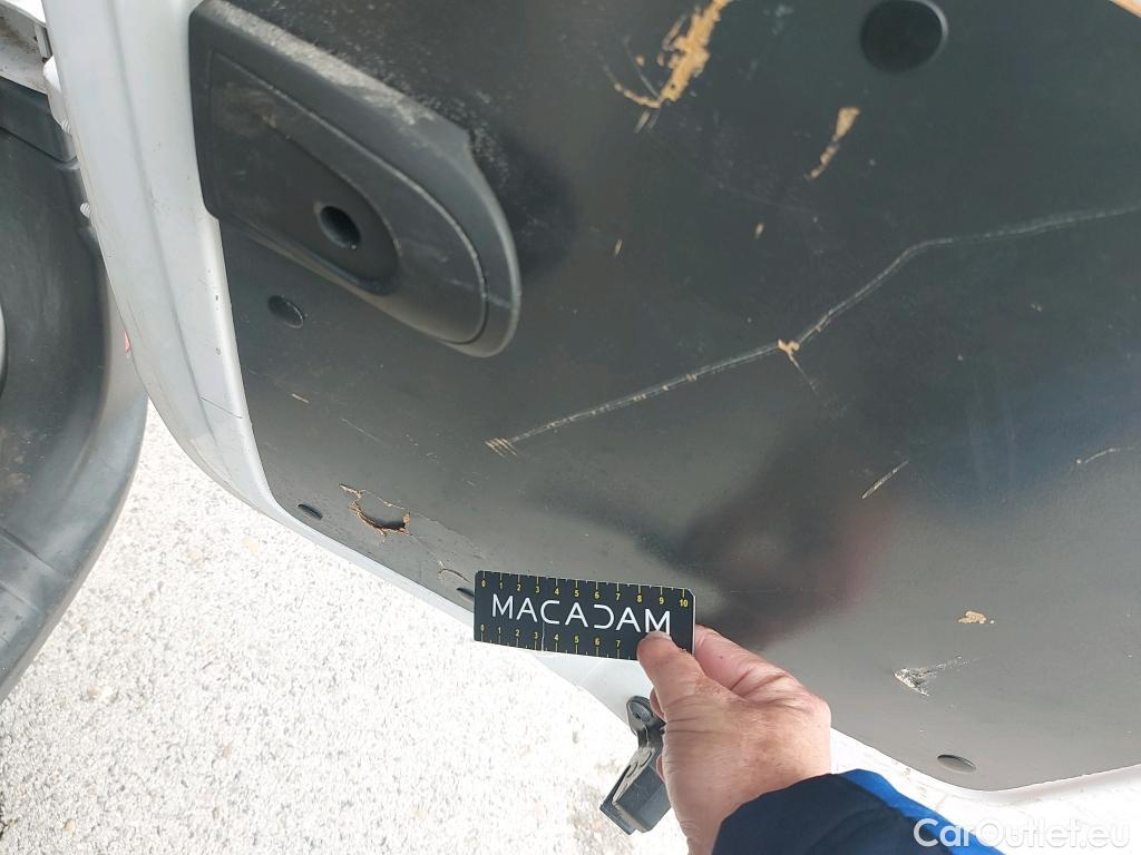  Renault  Kangoo RENAULT  Furgón/2013/4P/furgón derivado de turismo Maxi 2p Blue dCi 70 kW (95CV) #39