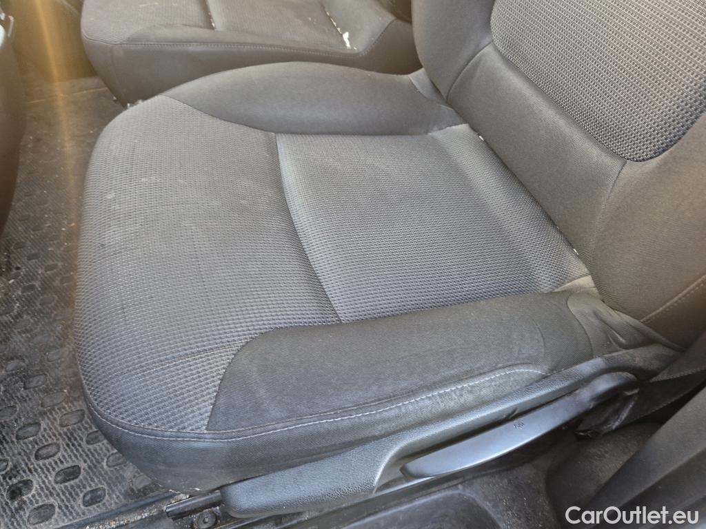  Renault  Trafic RENAULT  / 2019 / 4P / furgón Furgón 27 L1H1 Energy BluedCi 88 kW #12