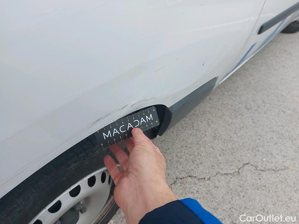  Renault  Kangoo RENAULT  Furgón/2013/4P/furgón derivado de turismo Maxi 2p Blue dCi 70 kW (95CV) #6