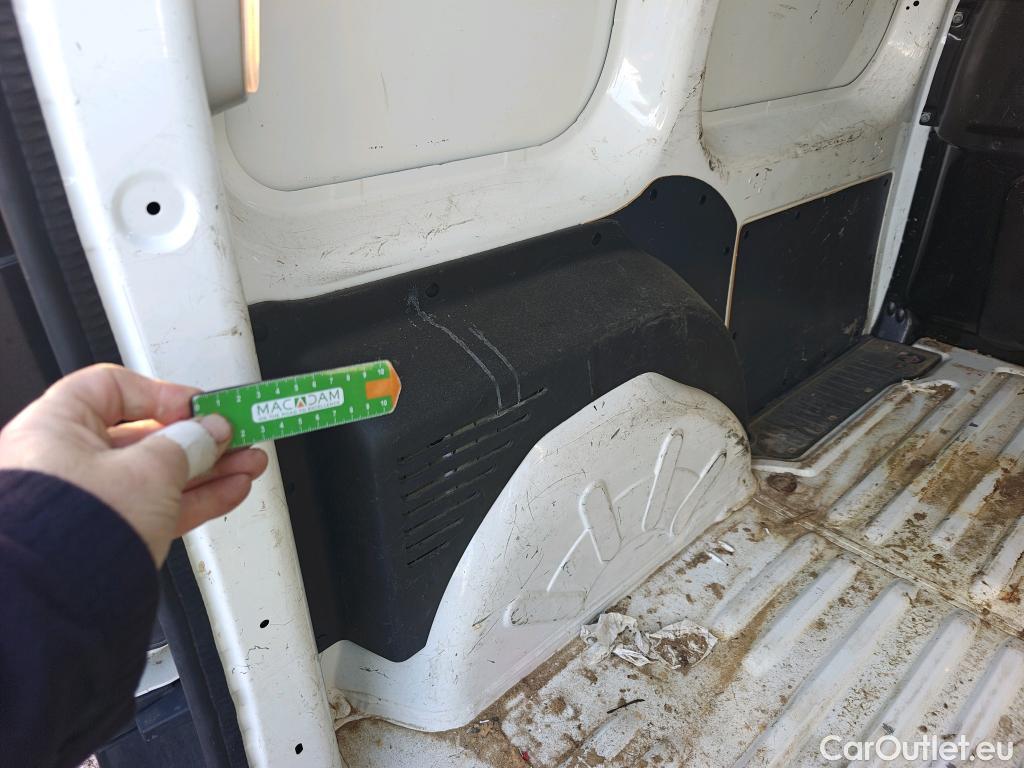  Renault  Kangoo RENAULT  Furgón/2013/3P/furgón derivado de turismo Profesional dCi 66kW (90CV) Euro 6 #41