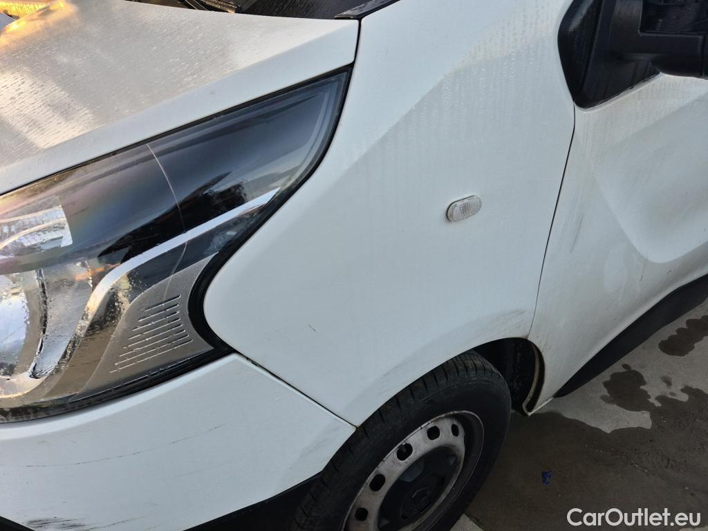  Renault  Trafic RENAULT  / 2019 / 4P / furgón Furgón 27 L1H1 Energy BluedCi 88 kW #51