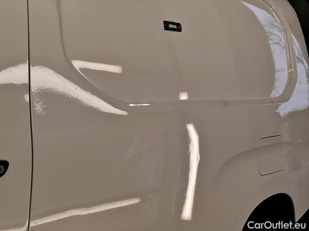  Citroen  Berlingo  Fourgon Club XL 950 1.2 PureTech 110CV BVM6 E6d #14