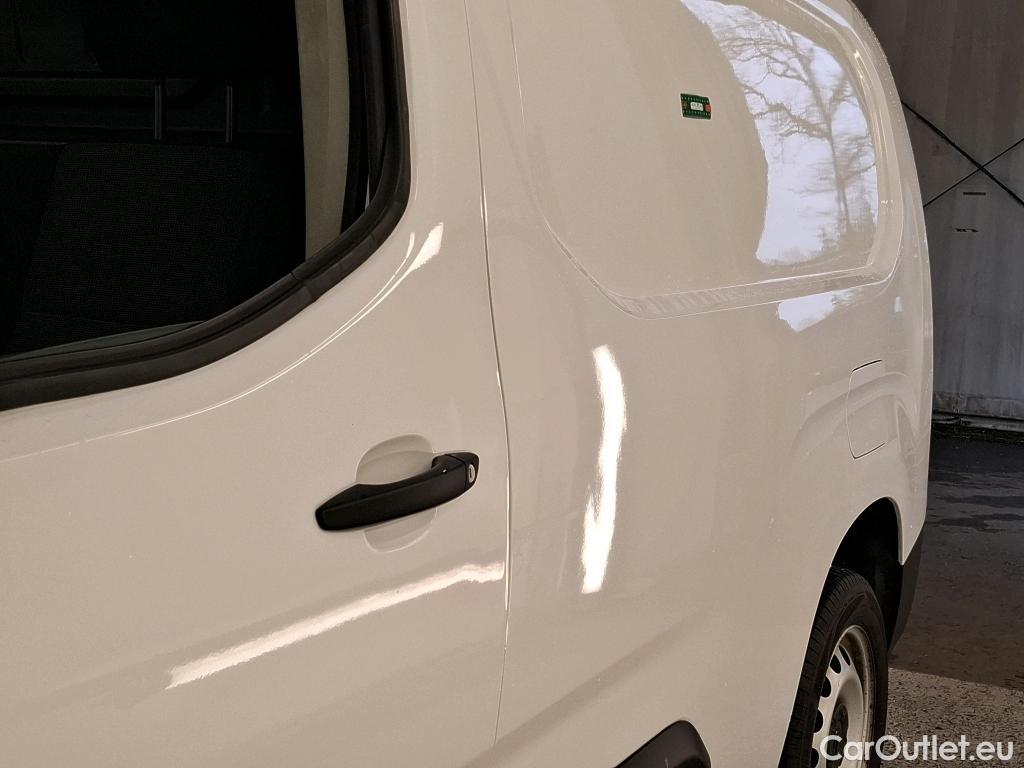  Citroen  Berlingo  Fourgon Club XL 950 1.2 PureTech 110CV BVM6 E6d #11