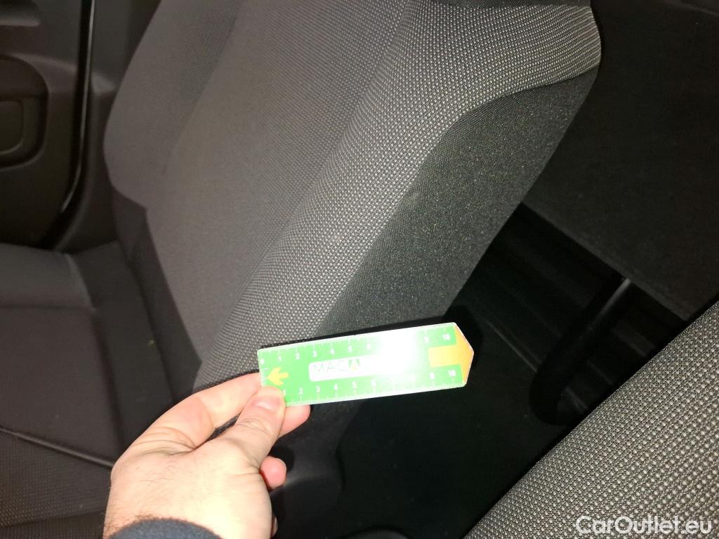  Citroen  C3  Société Feel Business R 1.5 BlueHDI 100CV BVM5 E6dT #13