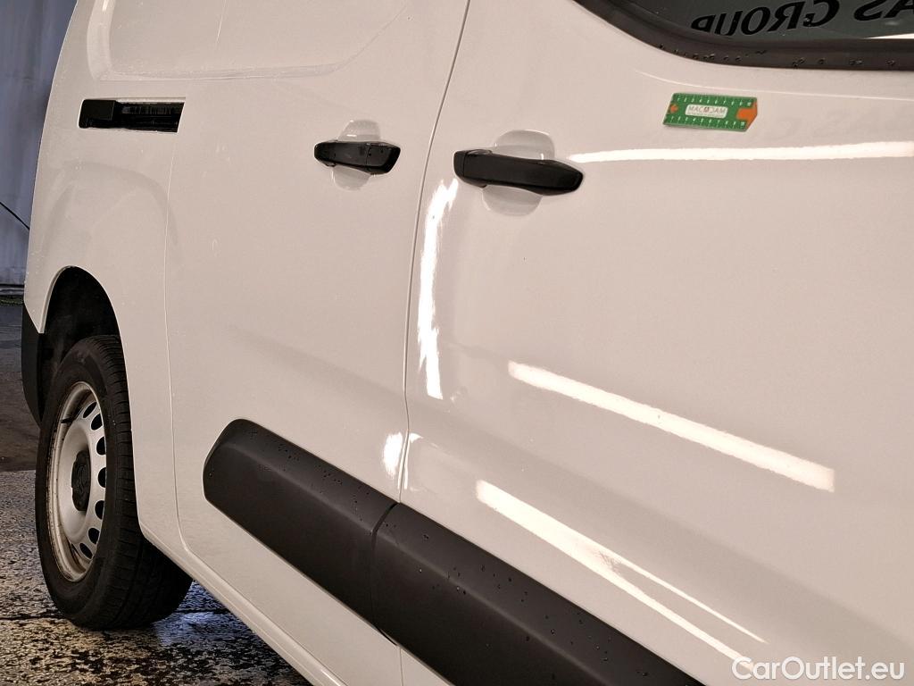  Citroen  Berlingo  Fourgon Club XL 950 1.2 PureTech 110CV BVM6 E6d #34