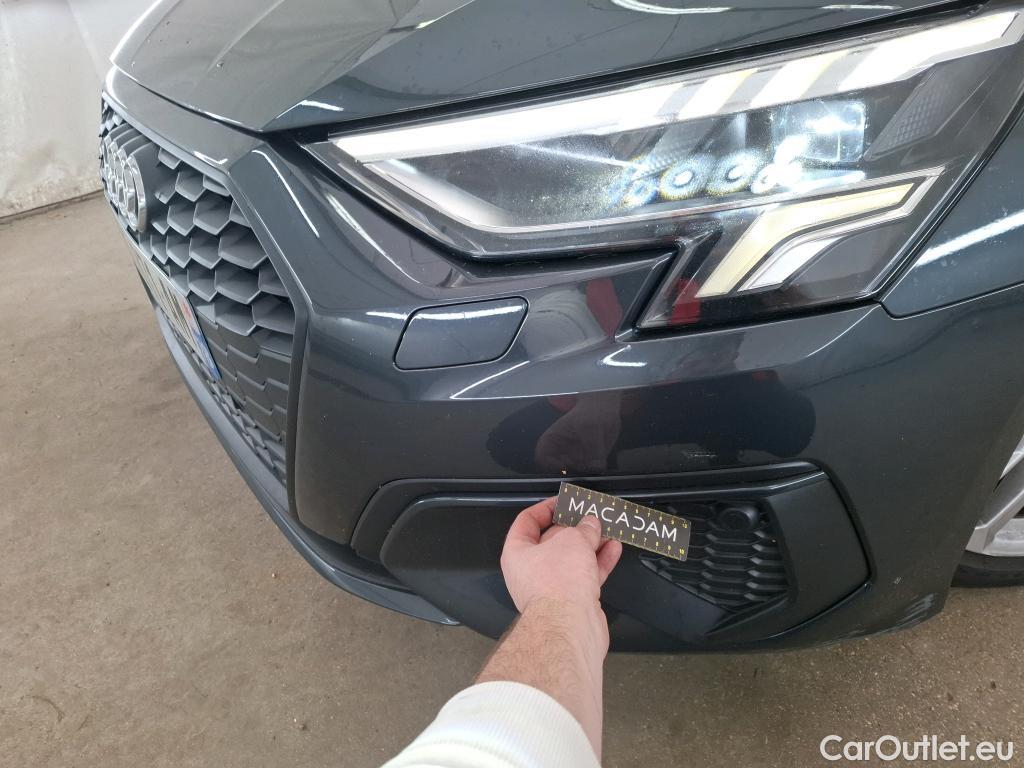  Audi  A3  Berline 35 TDI Business Line 2.0 TDI 150CV BVA7 E6d #1